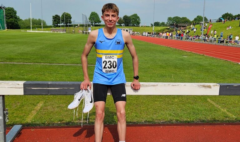 Jake Meyburgh runs 3000m age 14 record of 8:19.46