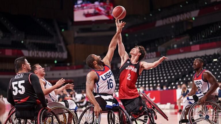 Wheelchair basketball: The American men's team, double title holders