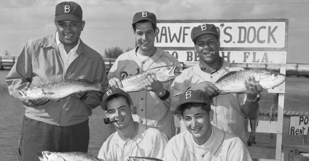 Tommy Brown, a Teenage Talent for the Brooklyn Dodgers, Dies