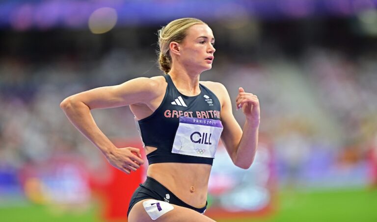 Phoebe Gill runs 53.65 over indoor 400m at Lee Valley